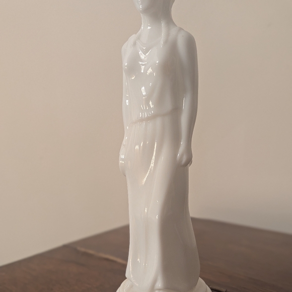 ​Vintage 1969 Avon Grecian Lady Milk Glass Decanter - Skin So Soft Bath Oil - Picture 7 of 9